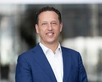 "Na afloop van zo’n ITIP blok zat ik wel eens in de trein naar al die andere mensen te kijken en dan dacht ik: Jullie zouden eens moeten weten wat er allemaal nog meer mogelijk is in dit leven!"